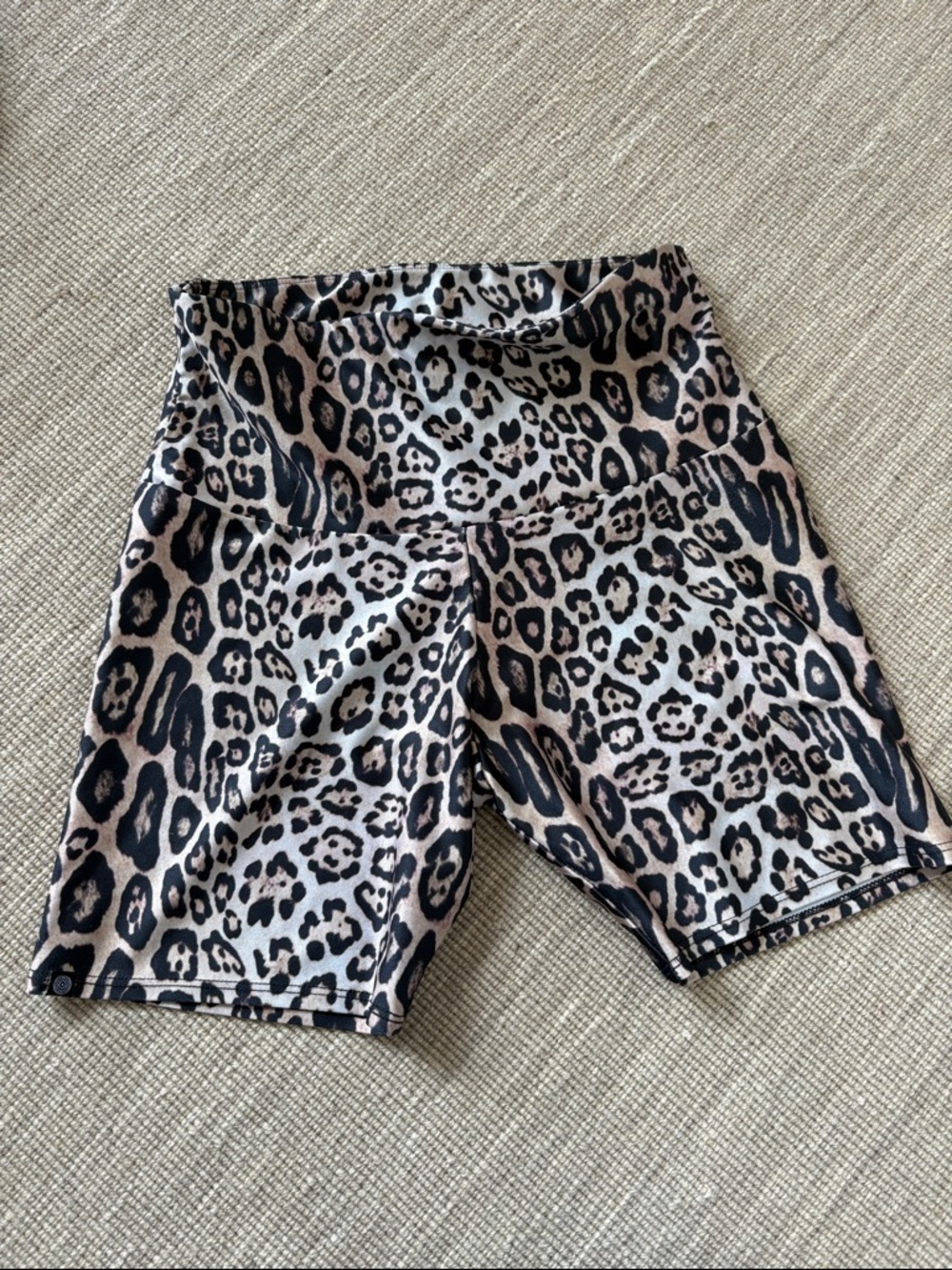 Onzie High-Waist Leopard Print Women’s Bike Shorts - Taupe/Black